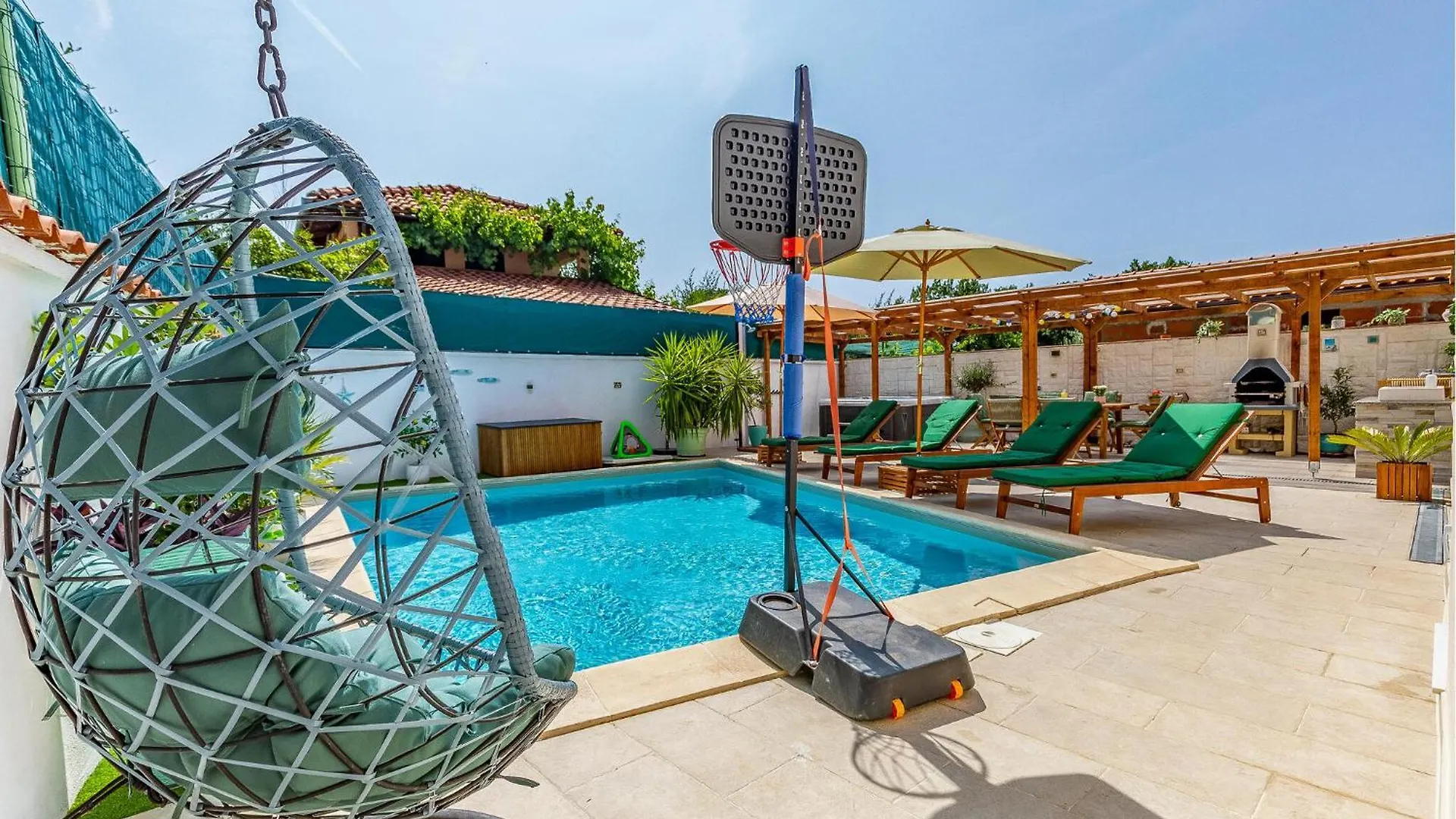 Beautiful Home In Kavran With Kitchen קרואטיה