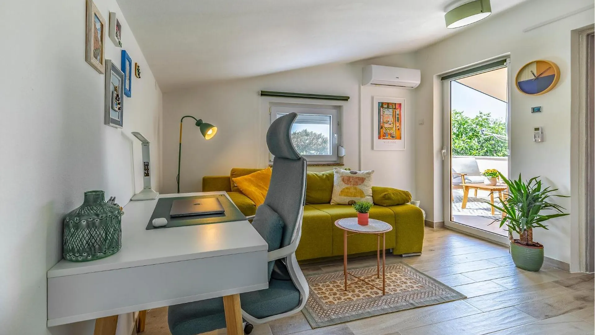 Holiday home Beautiful Home In Kavran With Kitchen